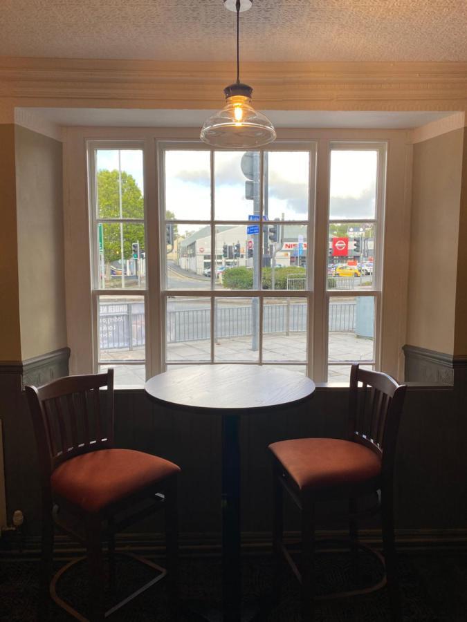 The County Hotel Haverfordwest Extérieur photo