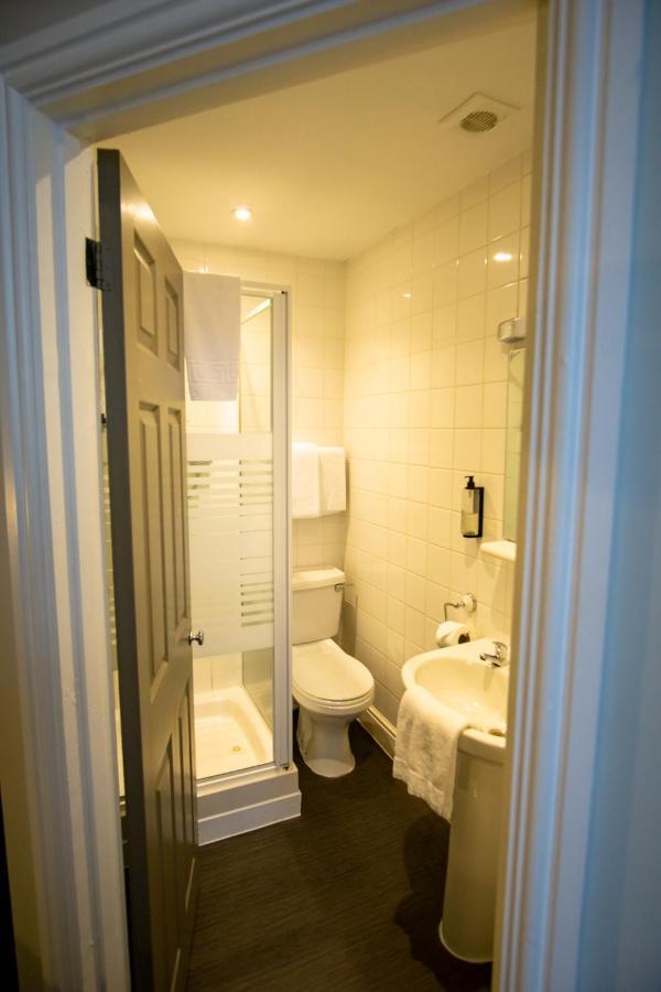The County Hotel Haverfordwest Extérieur photo
